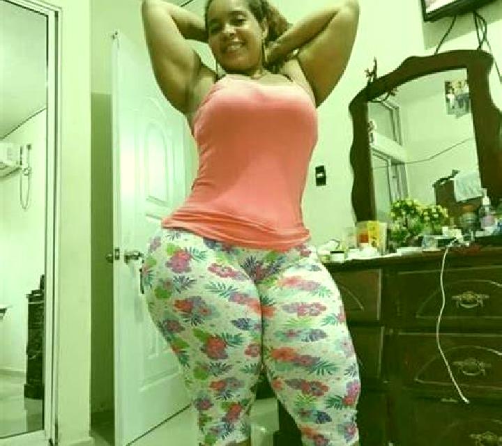 Marta 3 Espejo escort