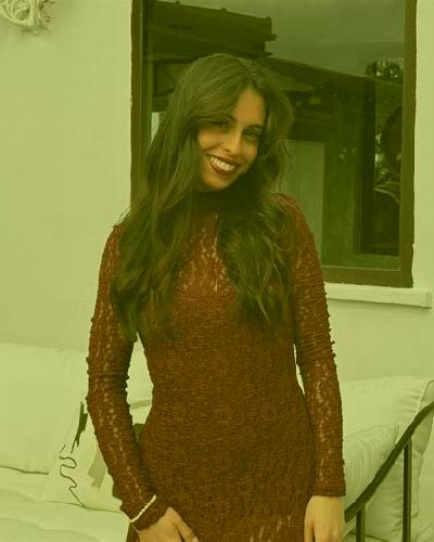 Marta Zurita escort