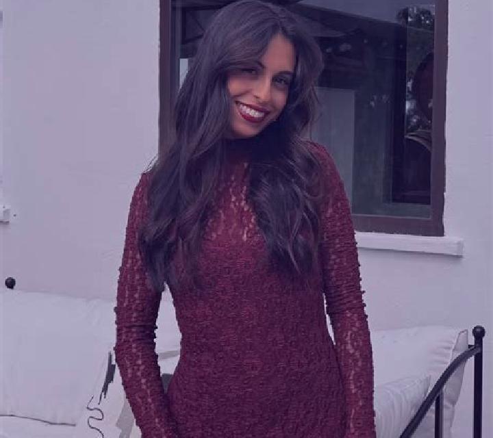 Martina 3 Benatae escort