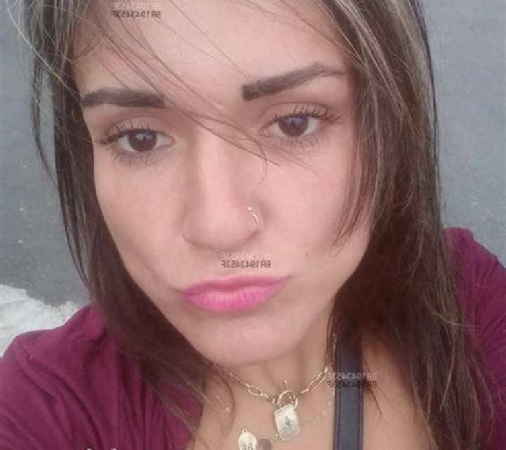 Martina 3 Piqueras escort