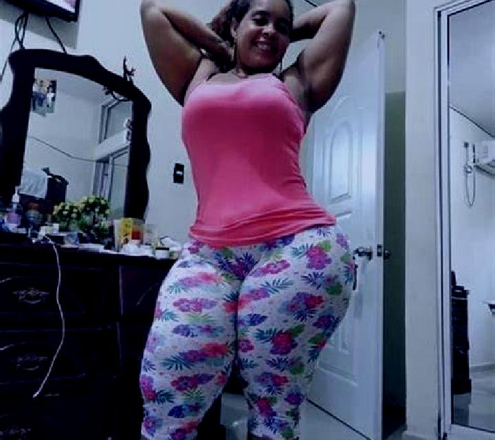 Martina Agueero escort