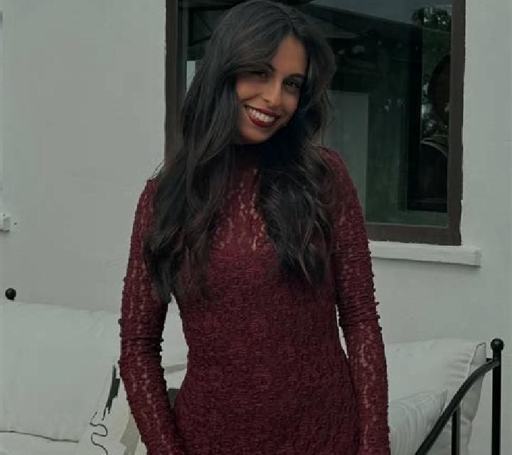 Martina Colindres escort