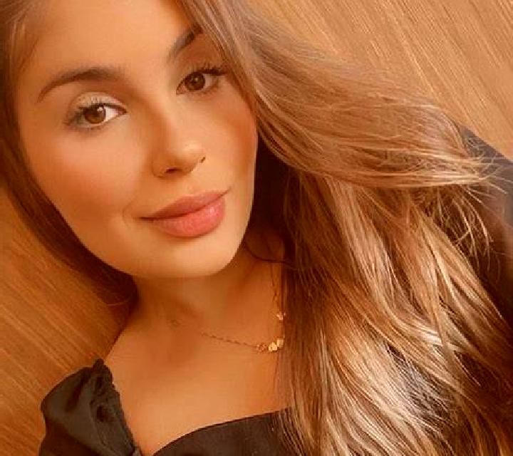 Miriam Camarinas escort