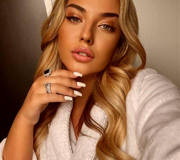 Nadia 2 Almunecar escort