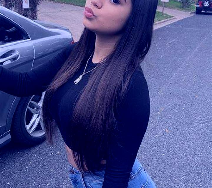 Nadia 2 Sinarcas escort