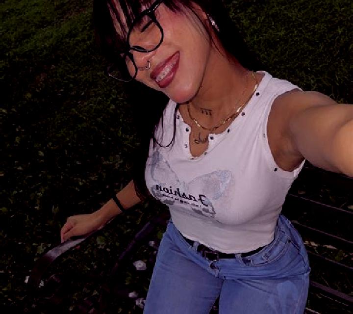 Nadia Fresnedilla escort