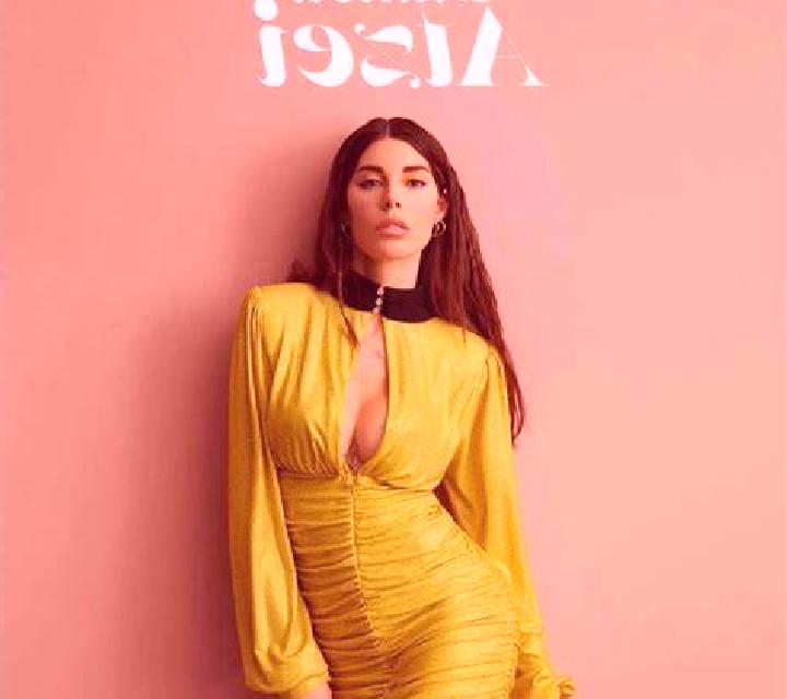 Natalia 3 Cretas escort