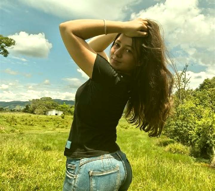 Natalia 3 Navahermosa escort