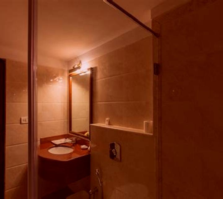 Natalia Herbes escort