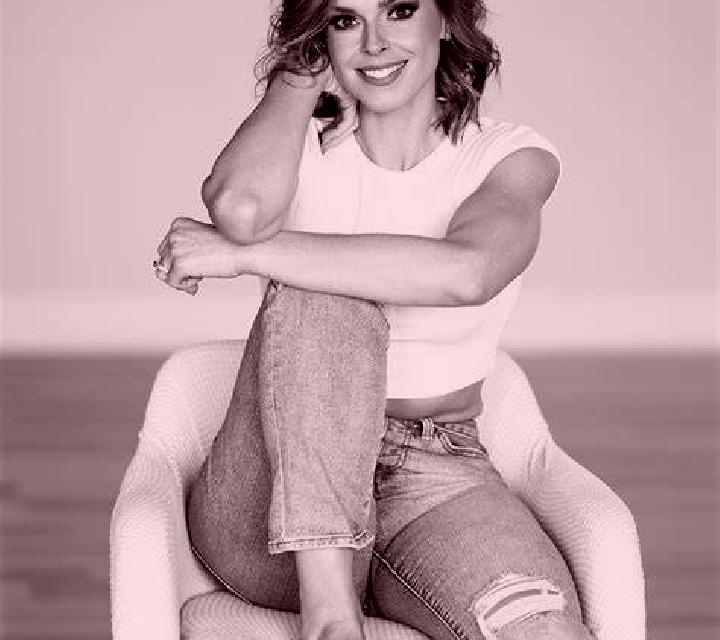 Ángela Centelles escort
