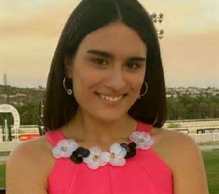 Ángela Gordexola escort