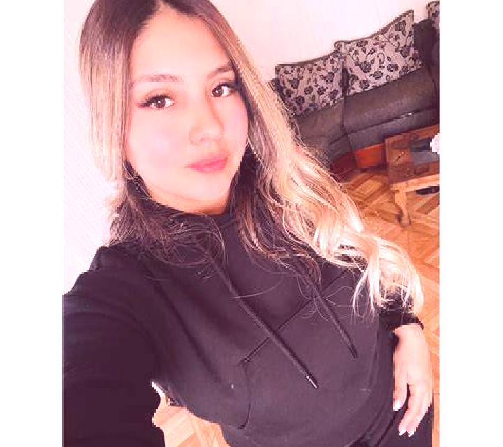 Ángela Zarza la Mayor escort