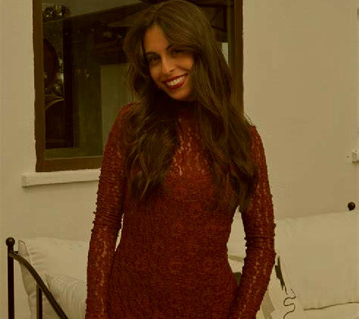 Noa 2 Carenas escort