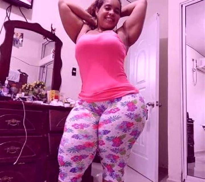 Noa 3 Constantina escort