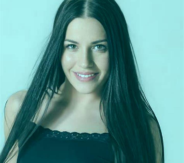 Noa Saucelle escort
