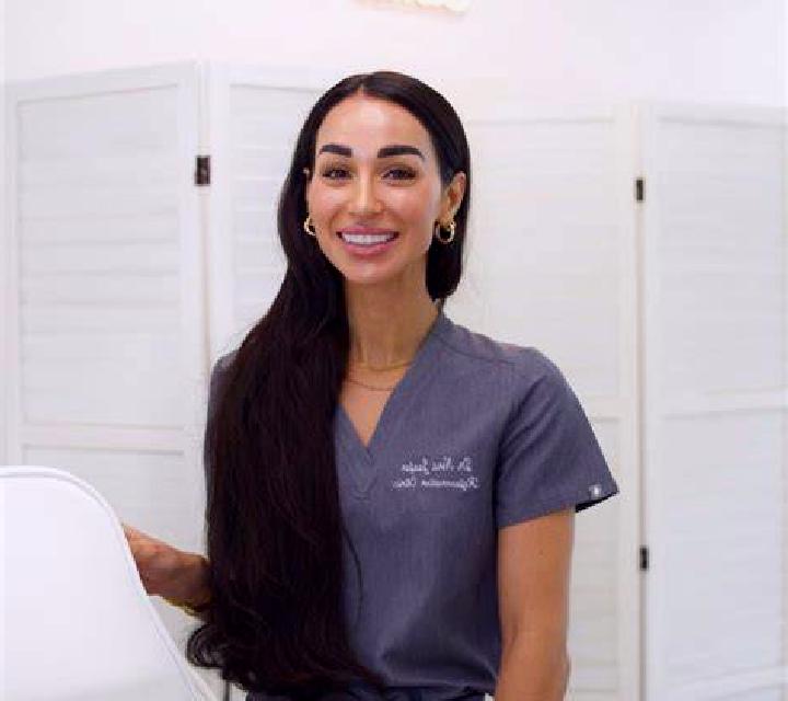 Nora Fuentes de Leon escort