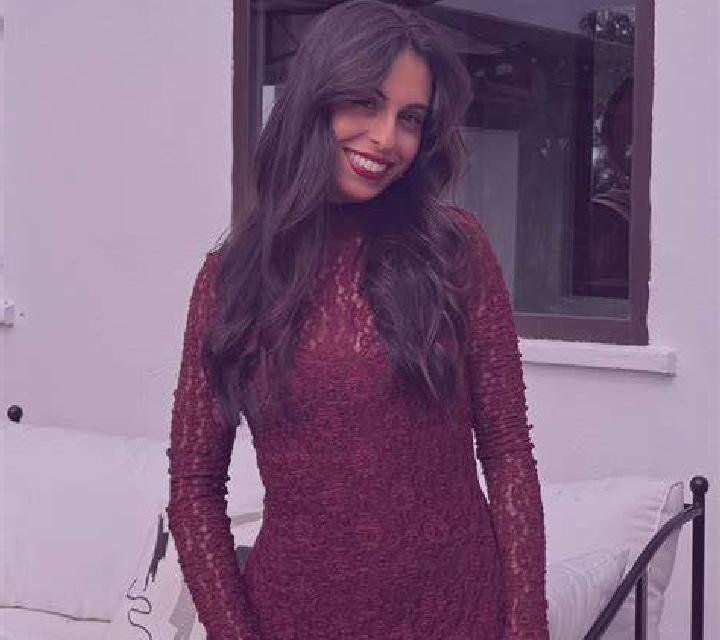 Nora Zofio escort
