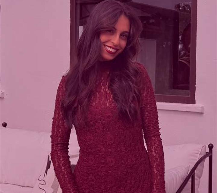 Paula Los Dolores escort