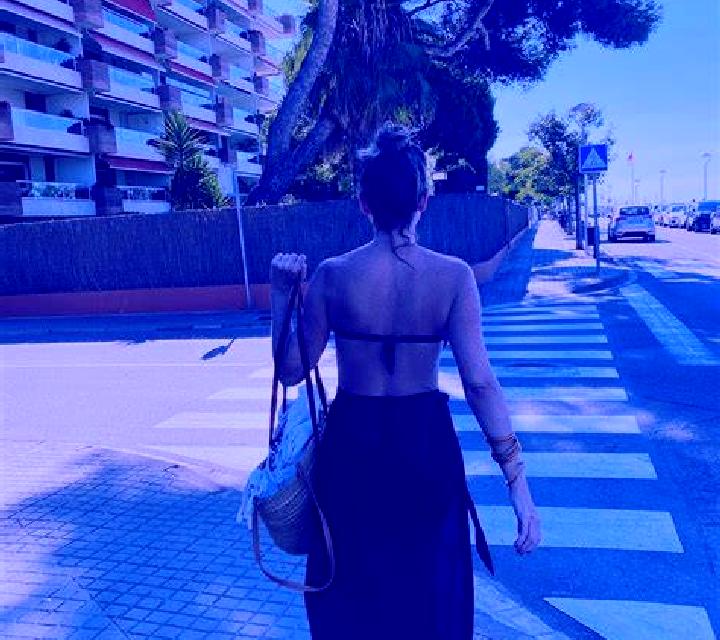 Paula Triacastela escort
