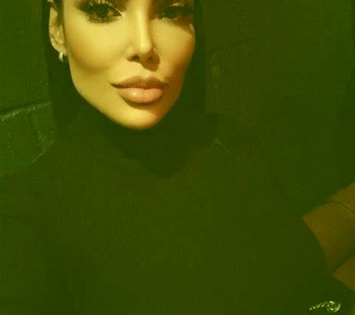Salma Dozon escort