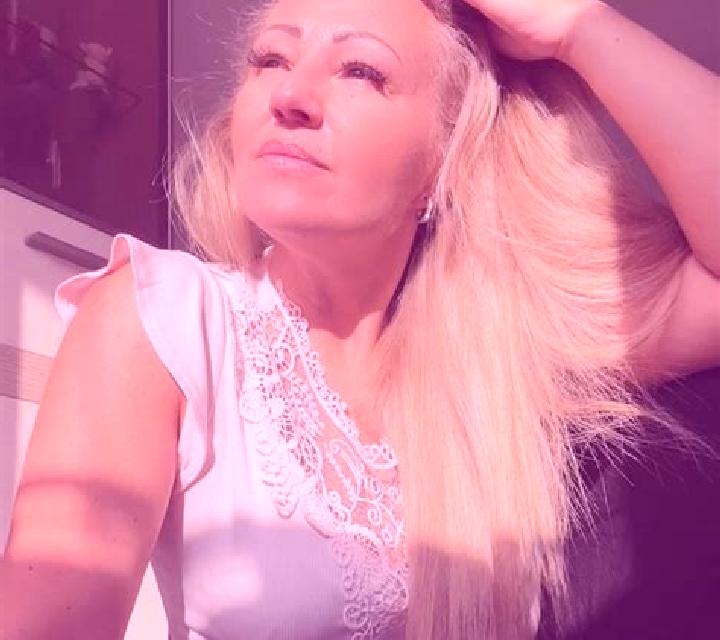Sara Calicasas escort