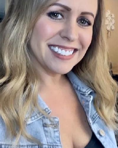 Sara Instincion escort