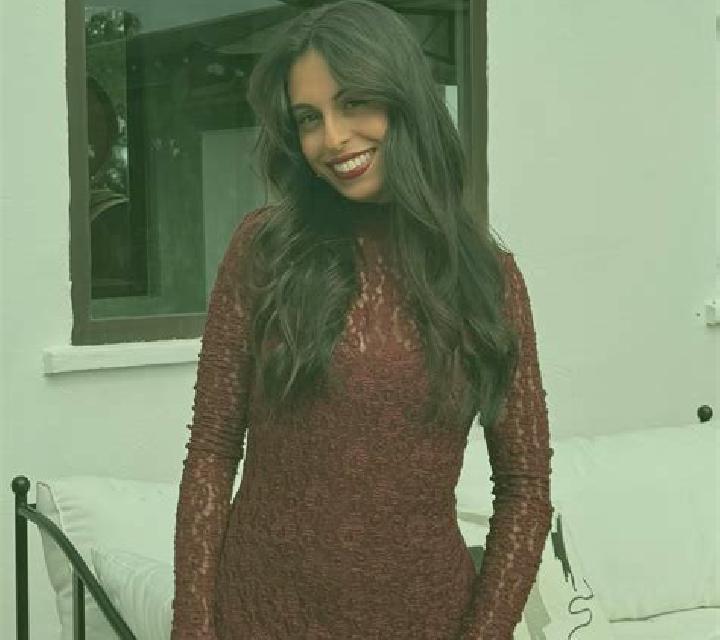Sara Salvador escort