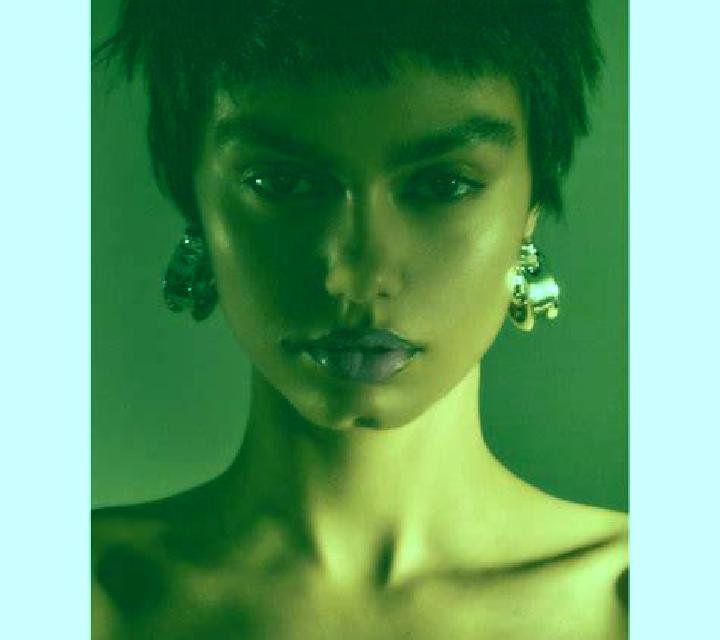 Sara Val de San Martin escort