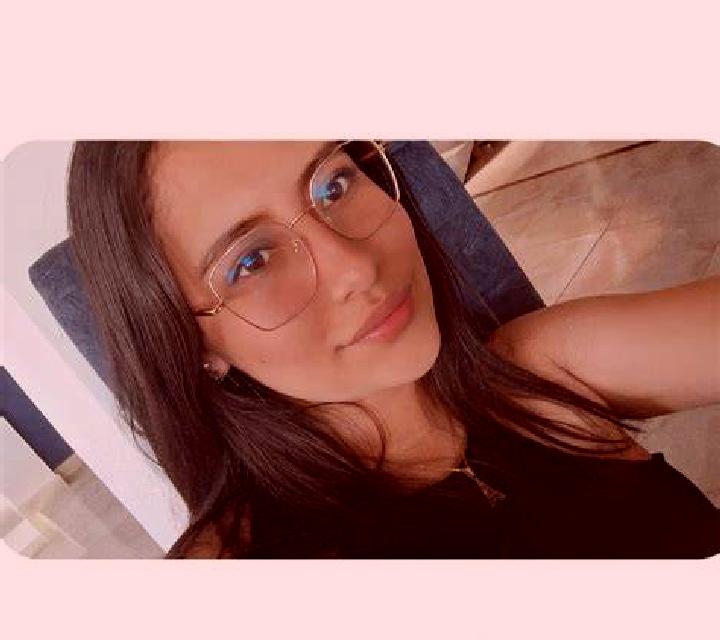 Selene 3 Codos escort