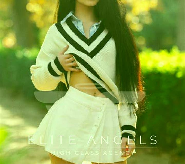 Valentina Berriatua escort