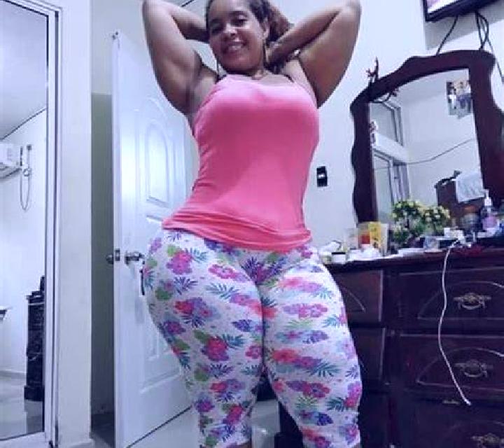 Valentina Buena escort