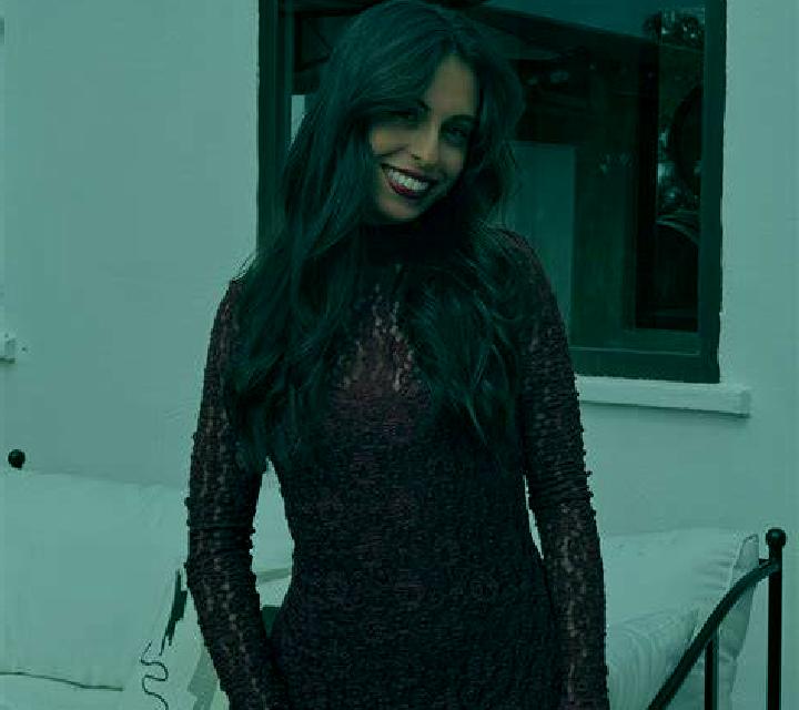 Valentina Mediana de Voltoya escort