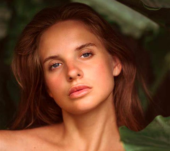 Valentina Torrella escort
