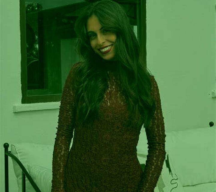 Valeria Almoradi escort