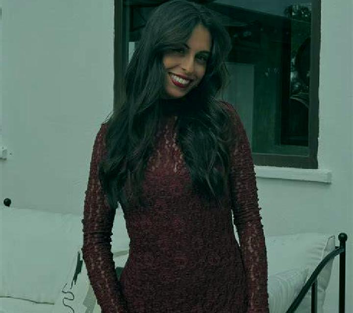 Vega 2 Comillas escort