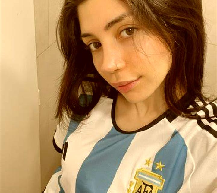 Yasmin 2 Diagonal Mar escort