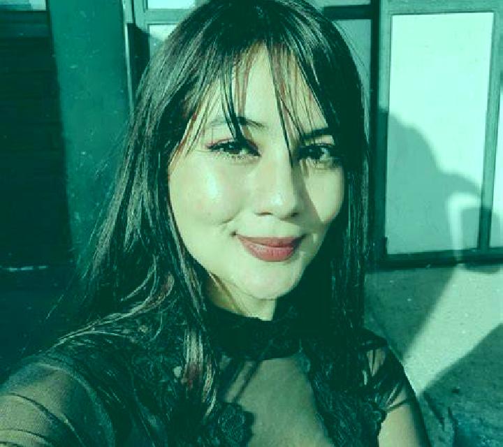 Yasmin 3 Derio escort