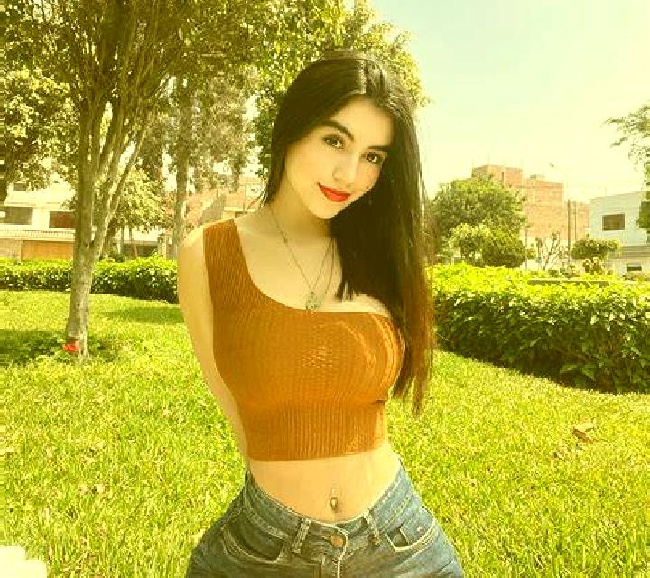 Yasmin Pizarra escort